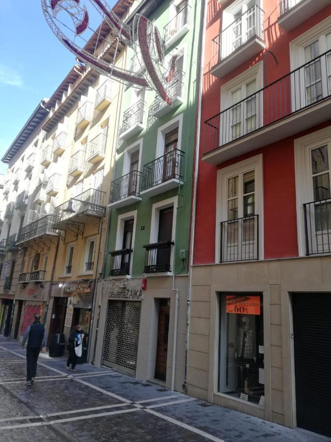 Balcon Curva De Estafeta - Centro Appartement Pamplona Buitenkant foto