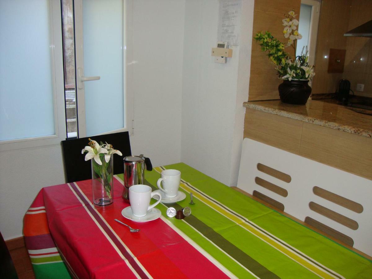 Balcon Curva De Estafeta - Centro Appartement Pamplona Buitenkant foto